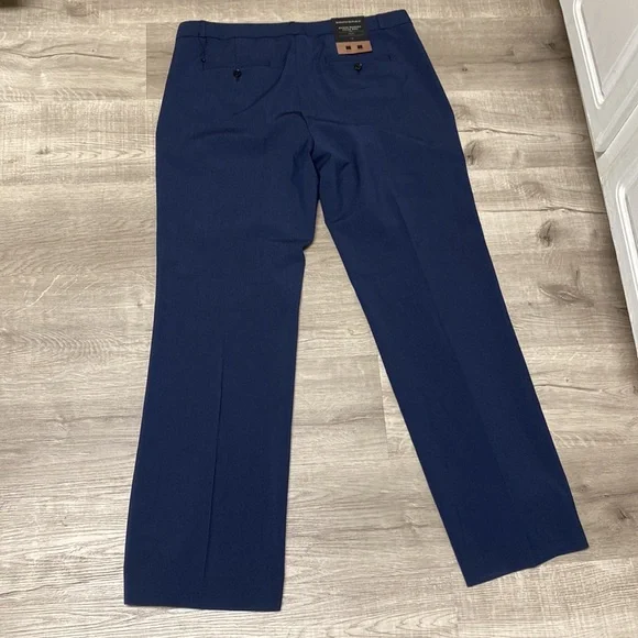 Banana Republic Logan Tailored Performance Navy Suit Pants - Picture 5 of 7